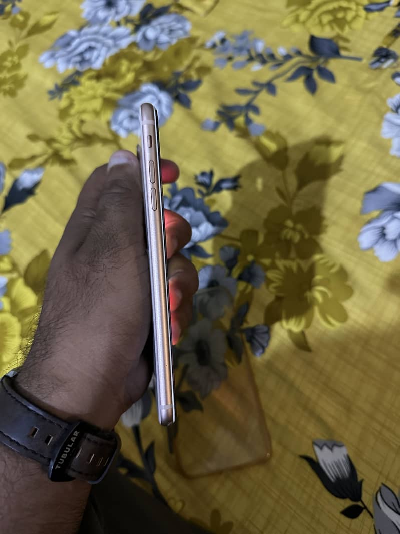 Apple iPhone 8 Plus 2