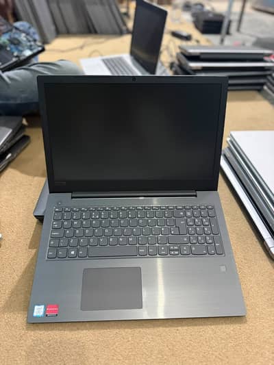 Lenovo V330 Core i7 8th Gen 8GB Ram 256GB SSD 2GB AMD Graphics Card 1