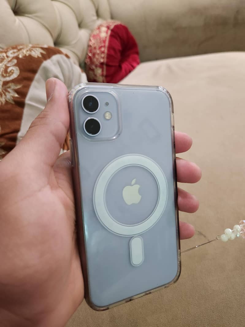 Apple iPhone 11 6
