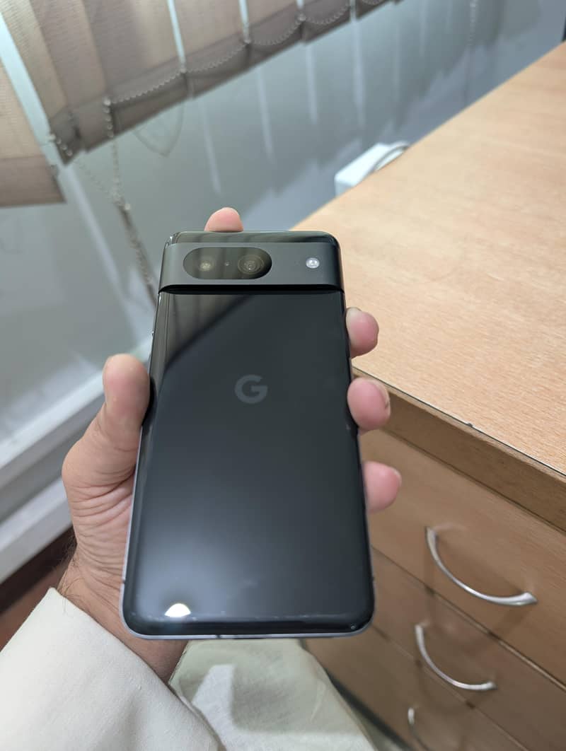 Google Pixel 8 1