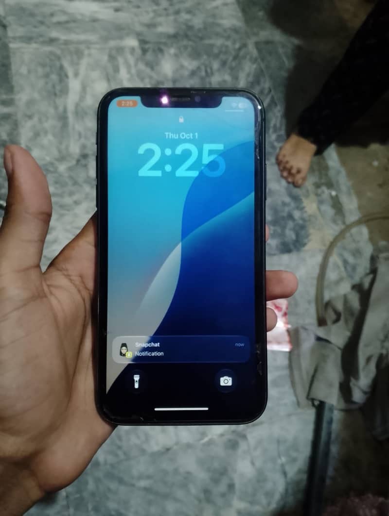Apple iPhone 11 3