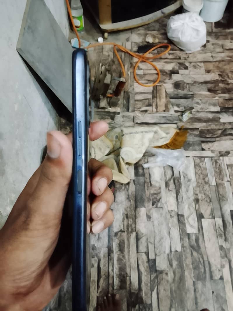 Tecno Camon 18t wid box 2
