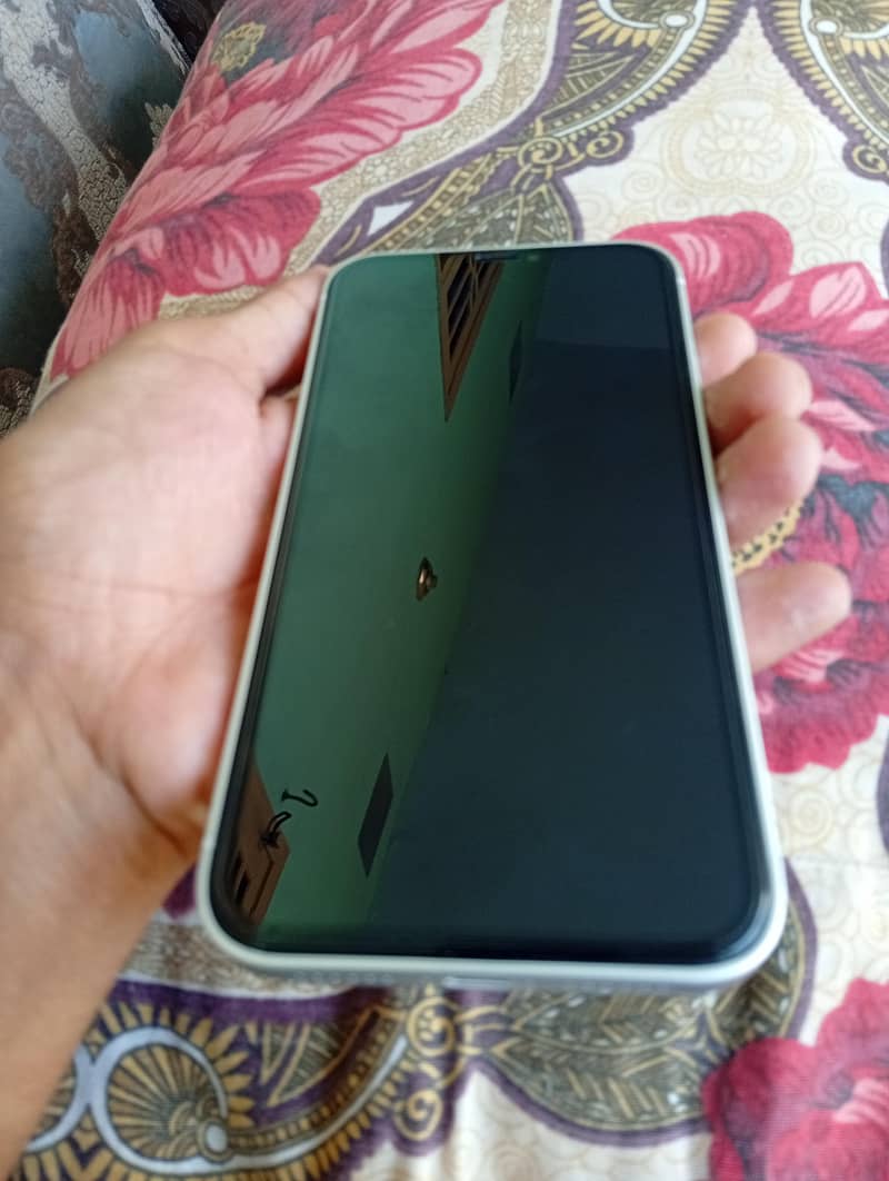 Apple iPhone XR 3