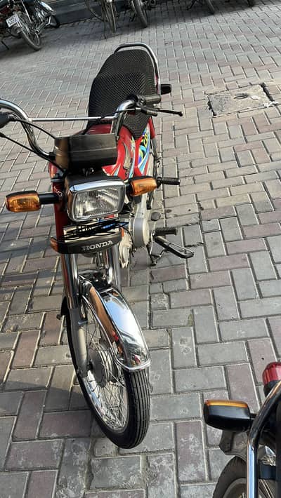 Cd 70 2024 sale