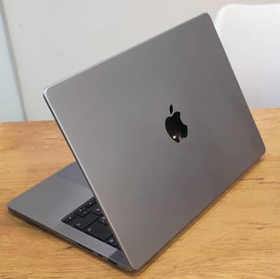 Apple MacBook M1 Pro 14Inch 16/512GB