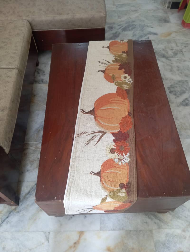 L-shaped sofa set with table 3