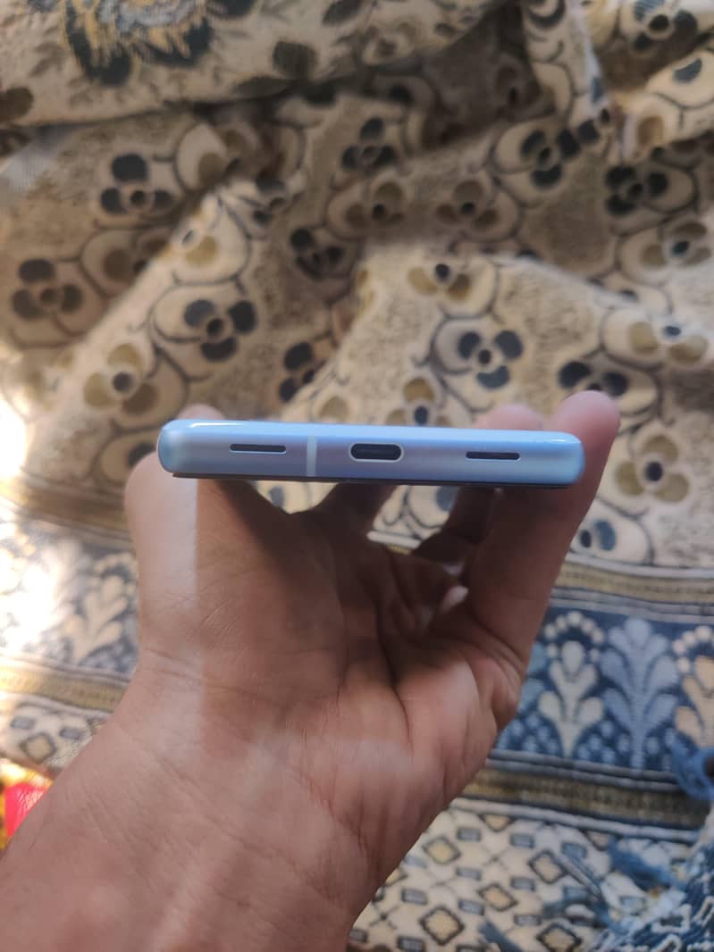 Google Pixel 7a 1