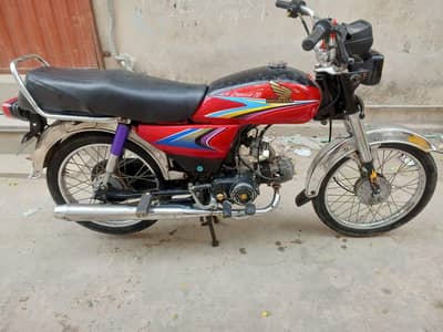 Honda 70 2010 model for sale contact 03084830917