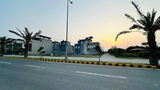 85 Feet Road, 10 Marla Plot Fully Paid | Ruda Paid for Sale in Silver Block, Park View City Lahore