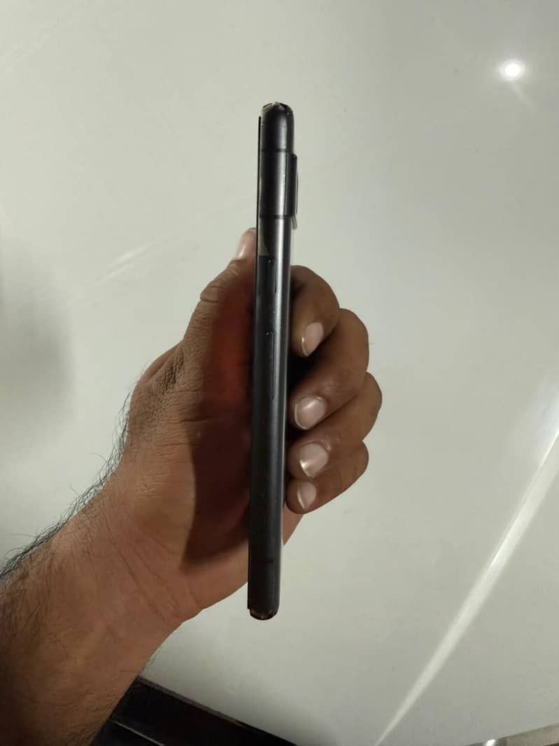 Google Pixel 7a 3