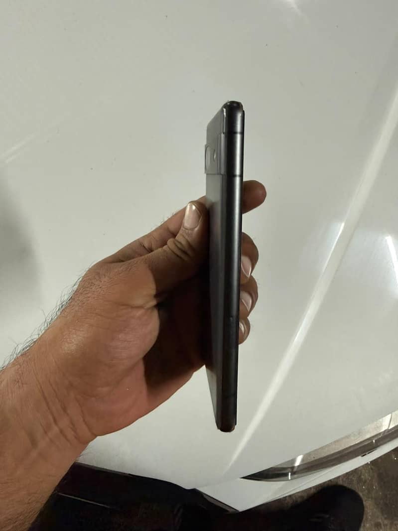 Google Pixel 7a 4
