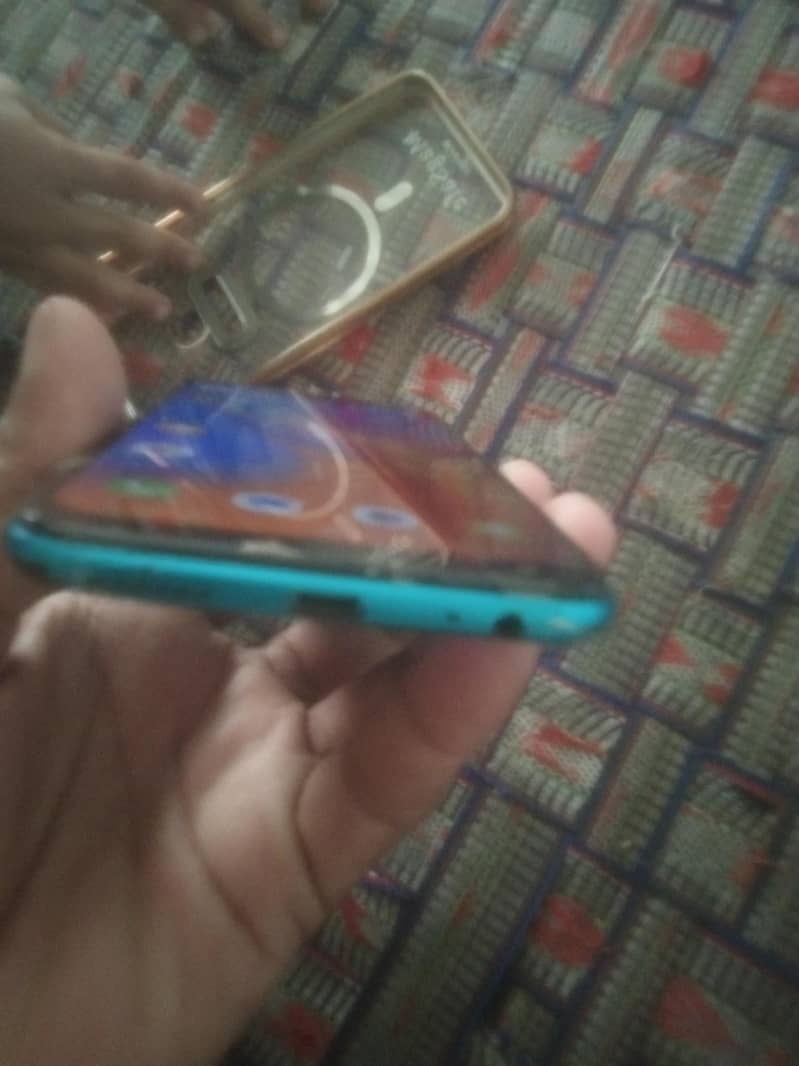 Tecno Spark 4 4