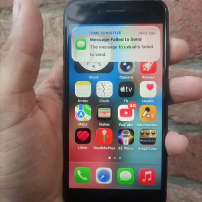 Apple iPhone SE
