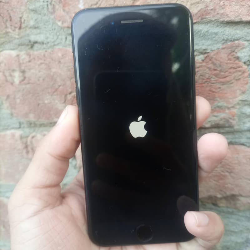 Apple iPhone SE 3