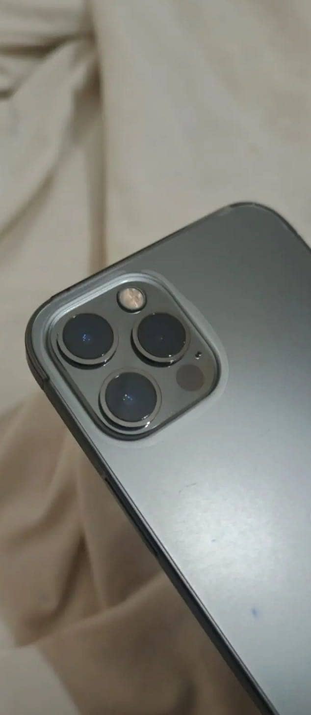 iPhone 12 Pro 2