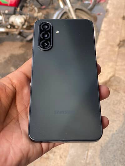Samsung Mobile A17