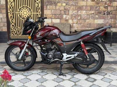 Honda CB 150 2023 model  11000 driven islamabad registration
