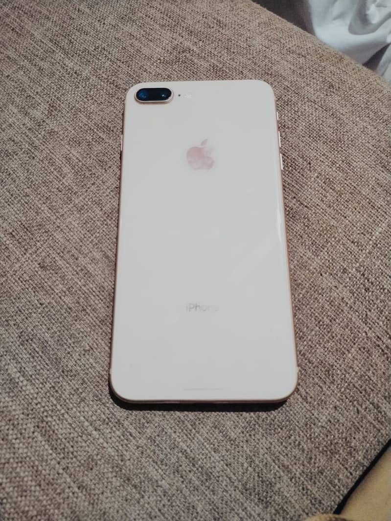 Apple iPhone 8 Plus 2