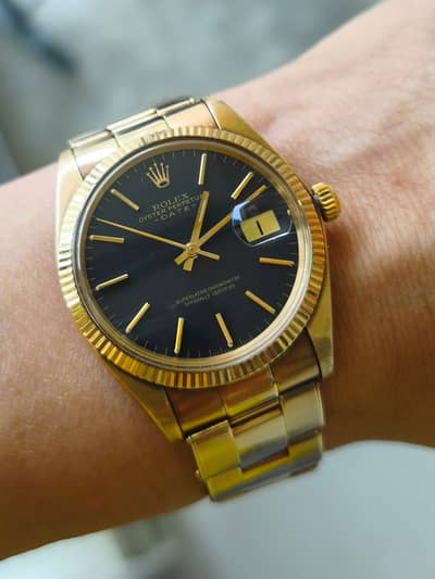 WATCH BUYERS / Rolex Datejust Omega Speedmaster Cartier Santos Chopard