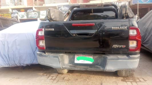 Toyota Hilux 2010 – Well Maintained & Powerful