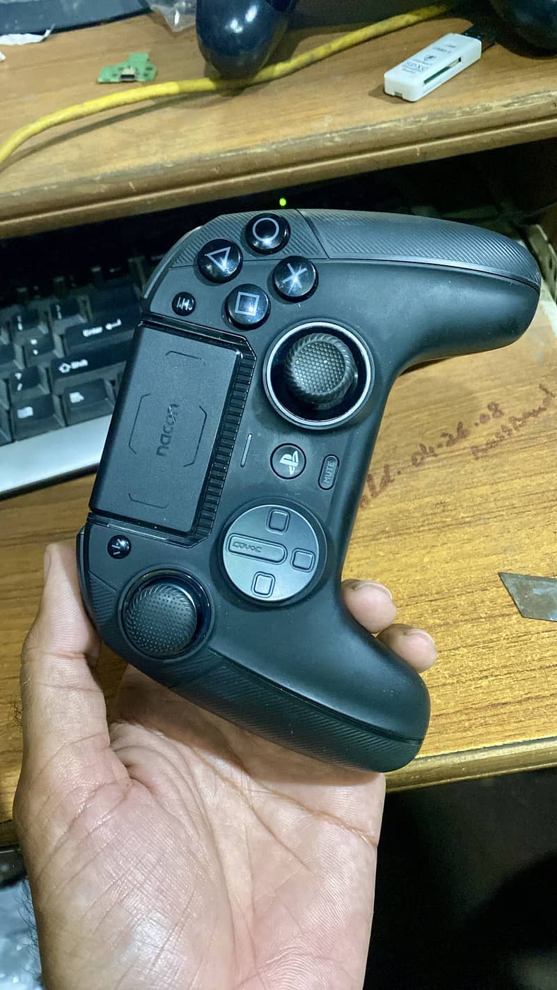 NACON Revolution 5 Pro Controller 2