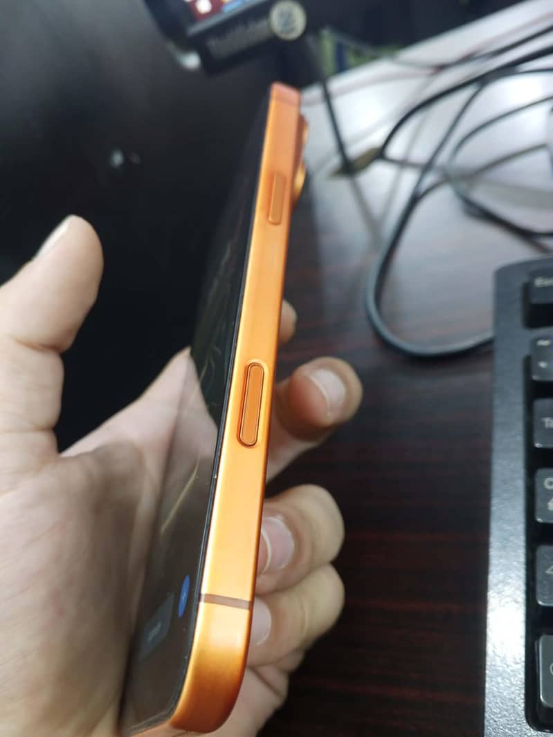 Apple iPhone 17 Pro Max 3