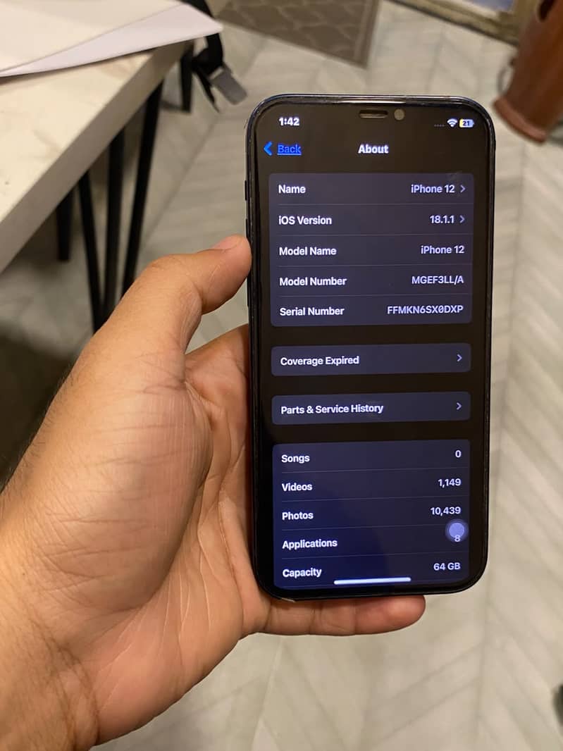 Apple iPhone 12 4