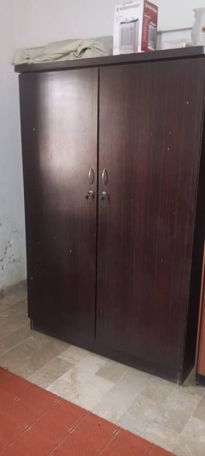 two door wardrobe