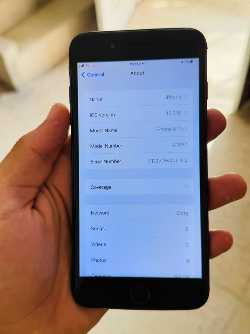 Apple iPhone 8 Plus 5