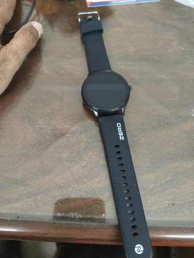 zero smart watch scrachless screen
