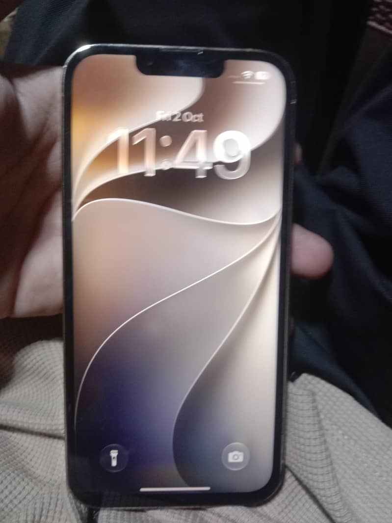 Apple iPhone 13 Pro 1