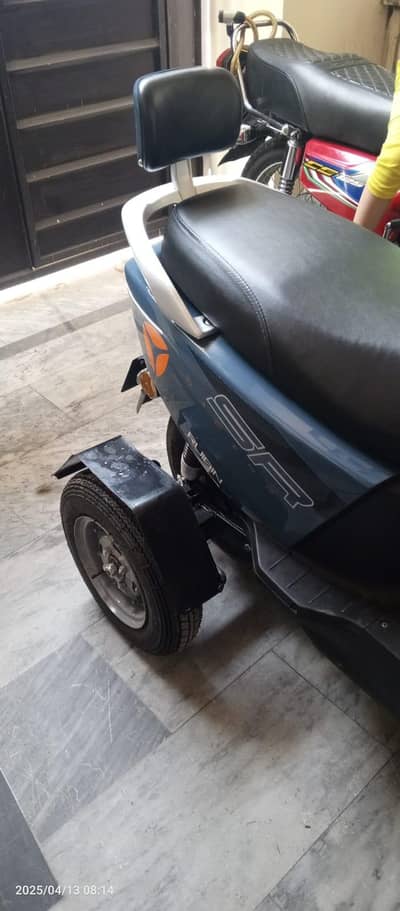 Scooty Balance wheel/Support wheel/ Learning wheel