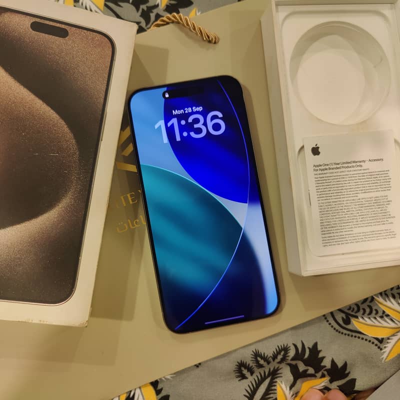 Apple iPhone 15 Pro Max 8