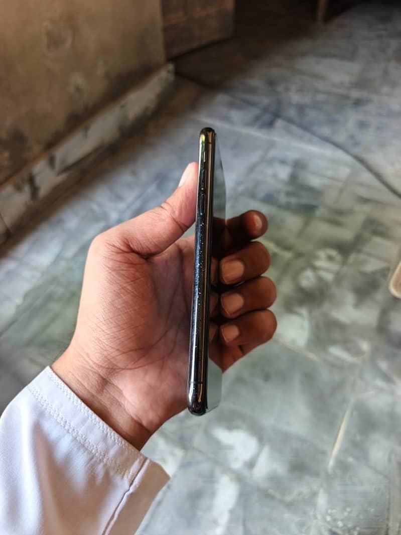 Apple iPhone X 7
