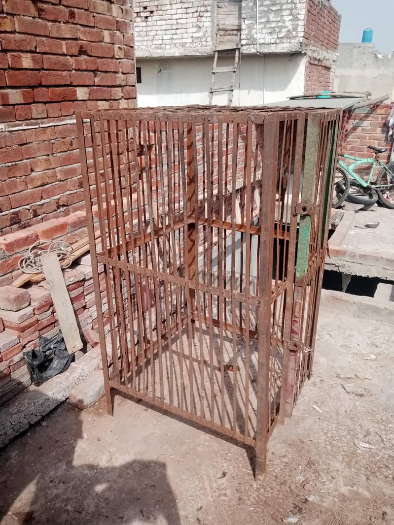 برائلر مرغیوں کا مضبوط لوہے کا جال – برائے فروخت!  4