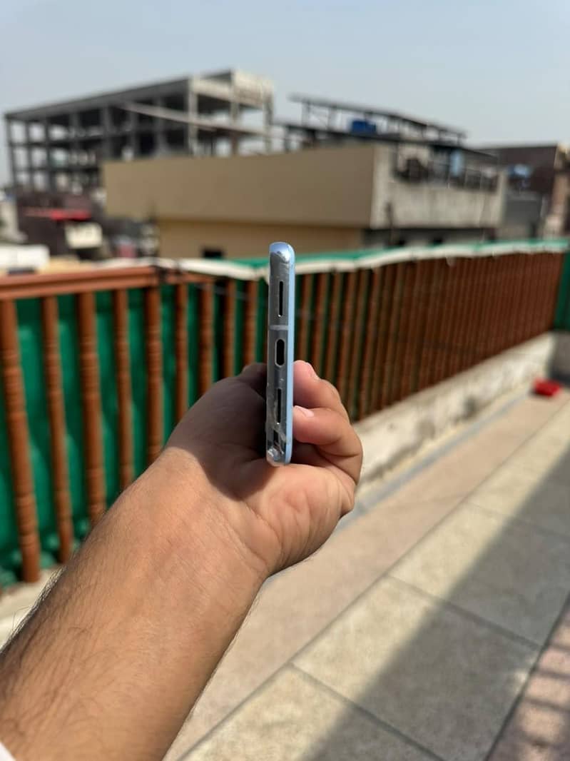 Google Pixel 8 Pro 7