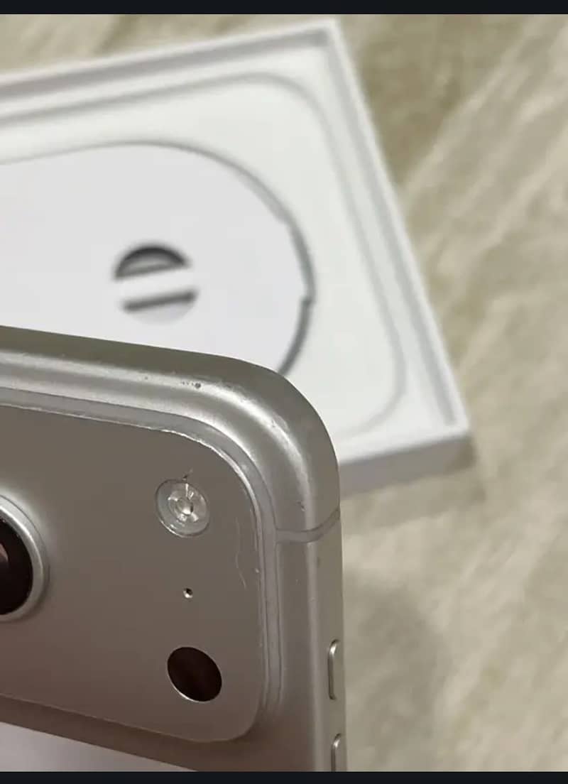 Apple iPhone 17 Pro 1