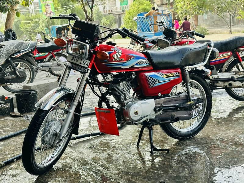 125 kickstart 1