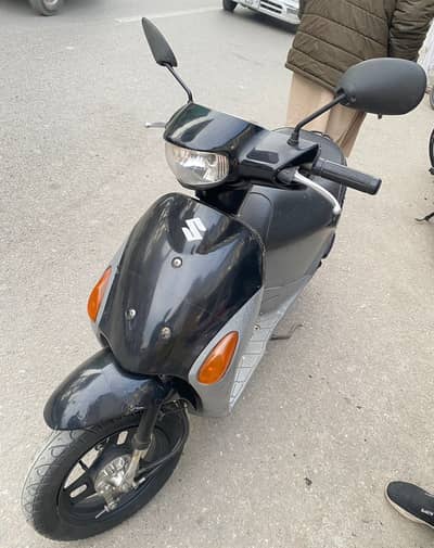 Petrol scooty for sale