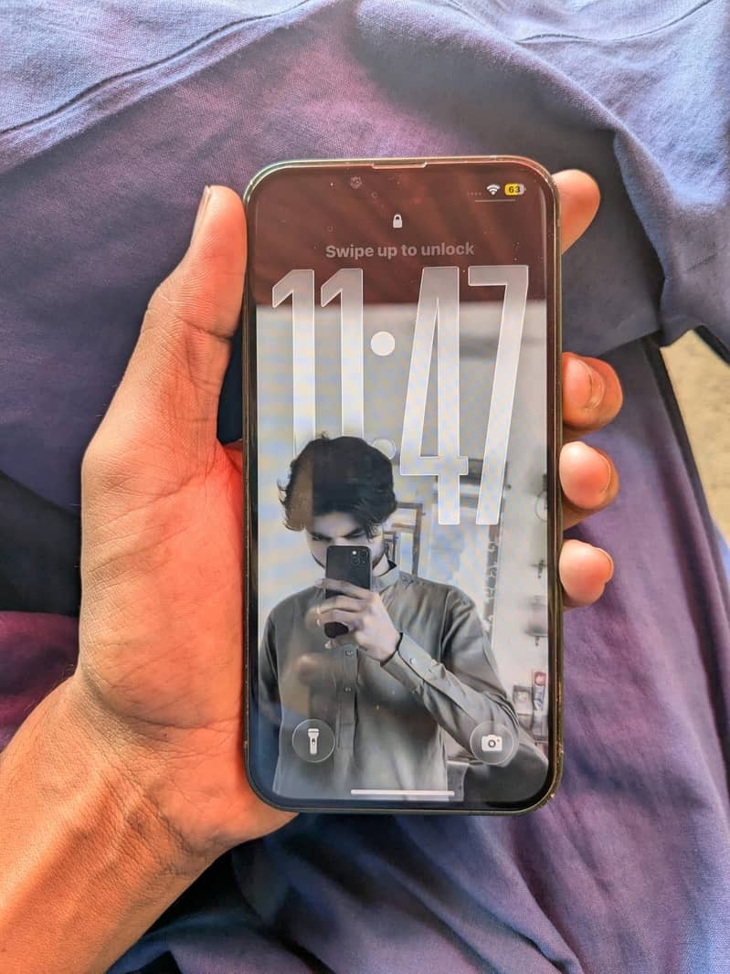 Apple iPhone 13 4