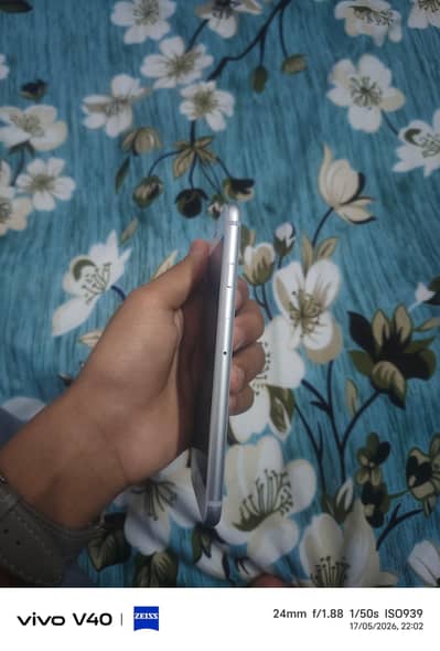 Apple iPhone 8