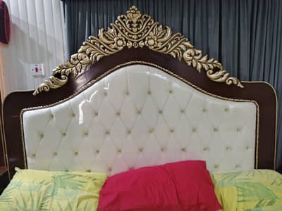 Chainioti style Bed set