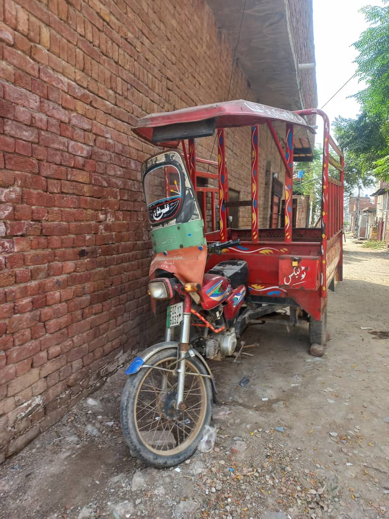 loader rickshaw 2