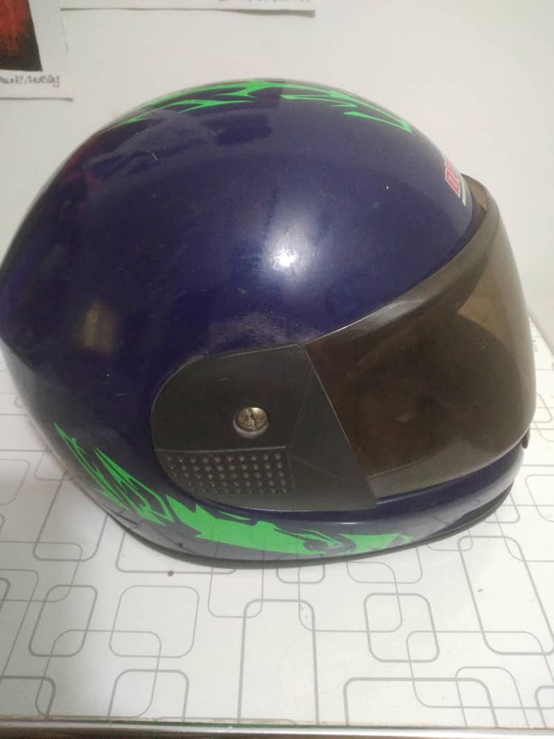 helmet 1