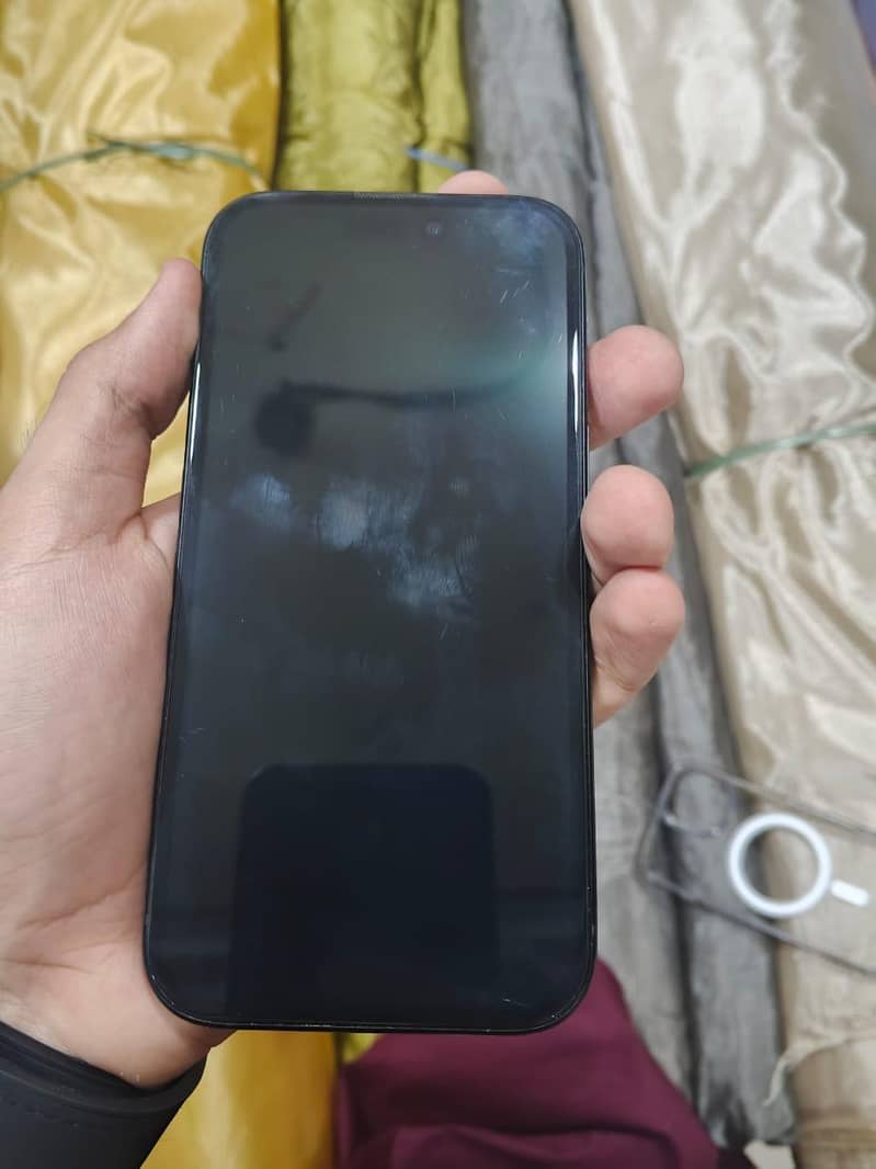Apple iPhone 15 2