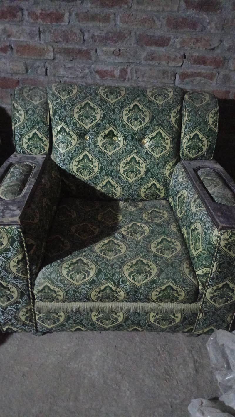 Single Seater Sofa 0