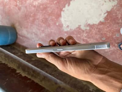 aquos r7