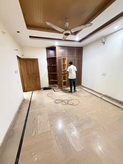 10 Marla Upper Portion Available For Rent (Railway Officers Society)