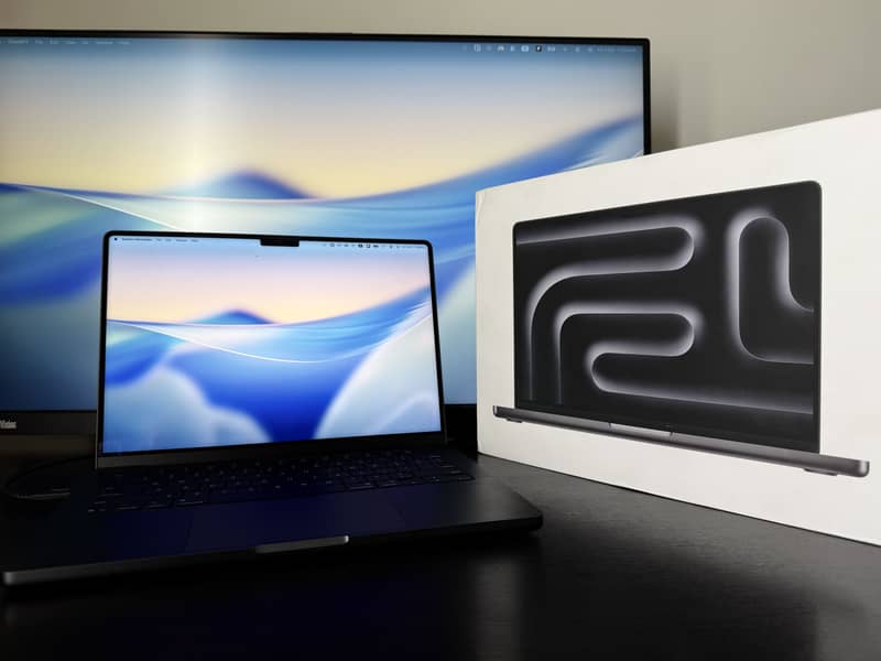 Macbook pro 14” 32/1TB 0