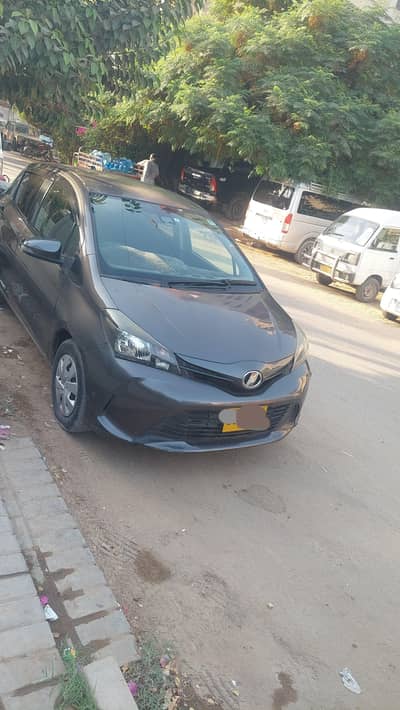 Toyota Vitz 2016